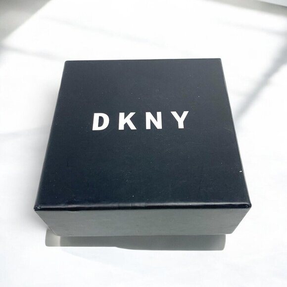 Dkny Gold Tone Necklace & Earrings Set 16" With 3" Extender NWT - Picture 2 of 11